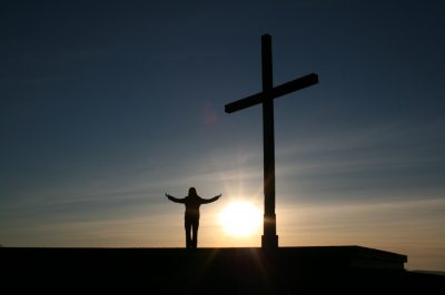 praising at cross